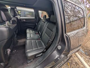 2018 Jeep Grand Cherokee Overland 4x4 - Interior Rear Seat Image